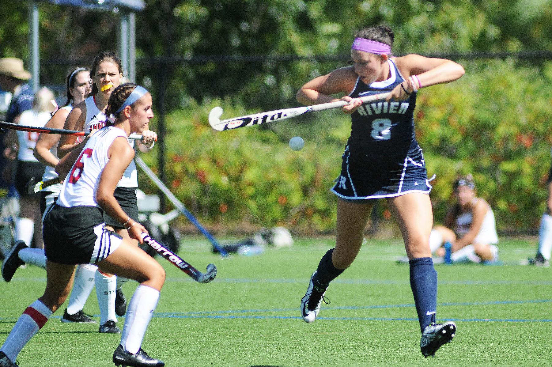 Field Hockey tripped up by Anna Maria, 3-1