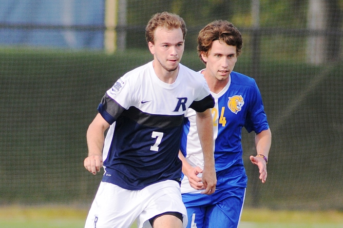 Men's Soccer steals 3-2 victory from Lasell