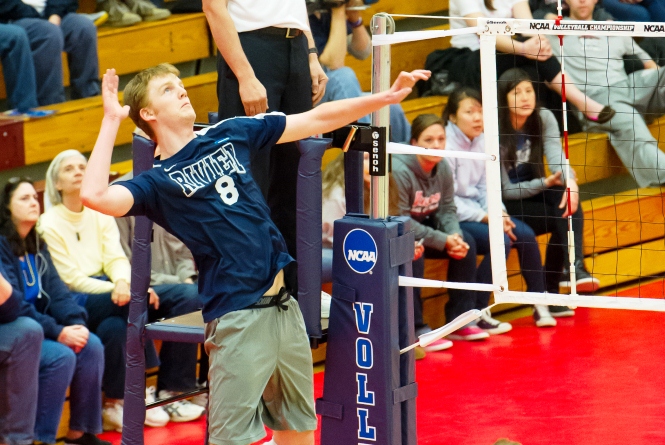 Men's Volleyball remains GNAC perfect with three set win at Emerson