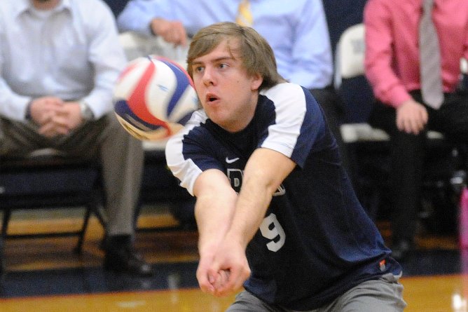 #2 Men's Volleyball downs Emmanuel in four sets