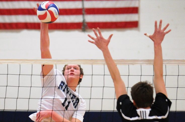 Men's Volleyball: #12 Raiders fall to MSOE in four sets