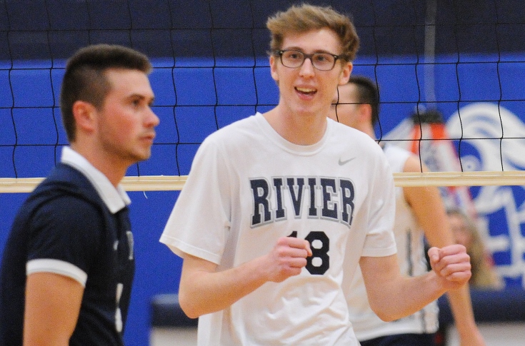 Men's Volleyball: #10 Rivier extends win streak to six with a pair of wins