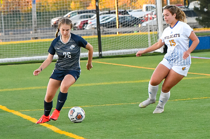 Women's Soccer: Raiders roughed up by Wildcats, 7-1