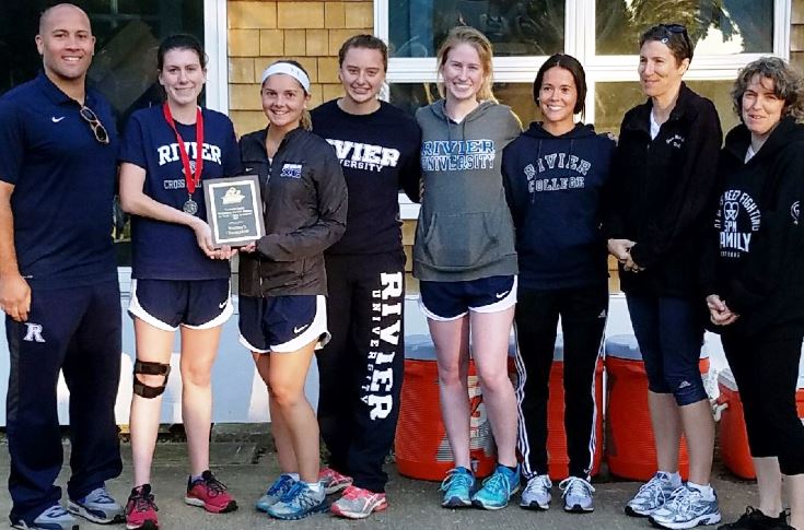 Women's Cross Country: Pearsons finishes second, leads WXC to team victory