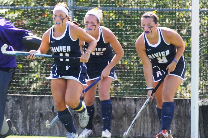Field Hockey suffers tough 1-0 loss at Colby-Sawyer