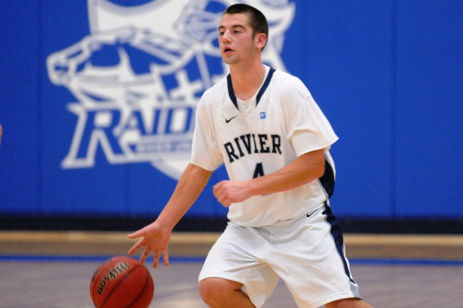 Men's Basketball drops a 4-point game to JWU