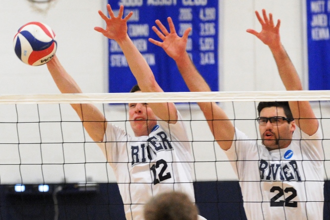 Men's Volleyball now 10-0 in the GNAC after a pair of 3-0 wins