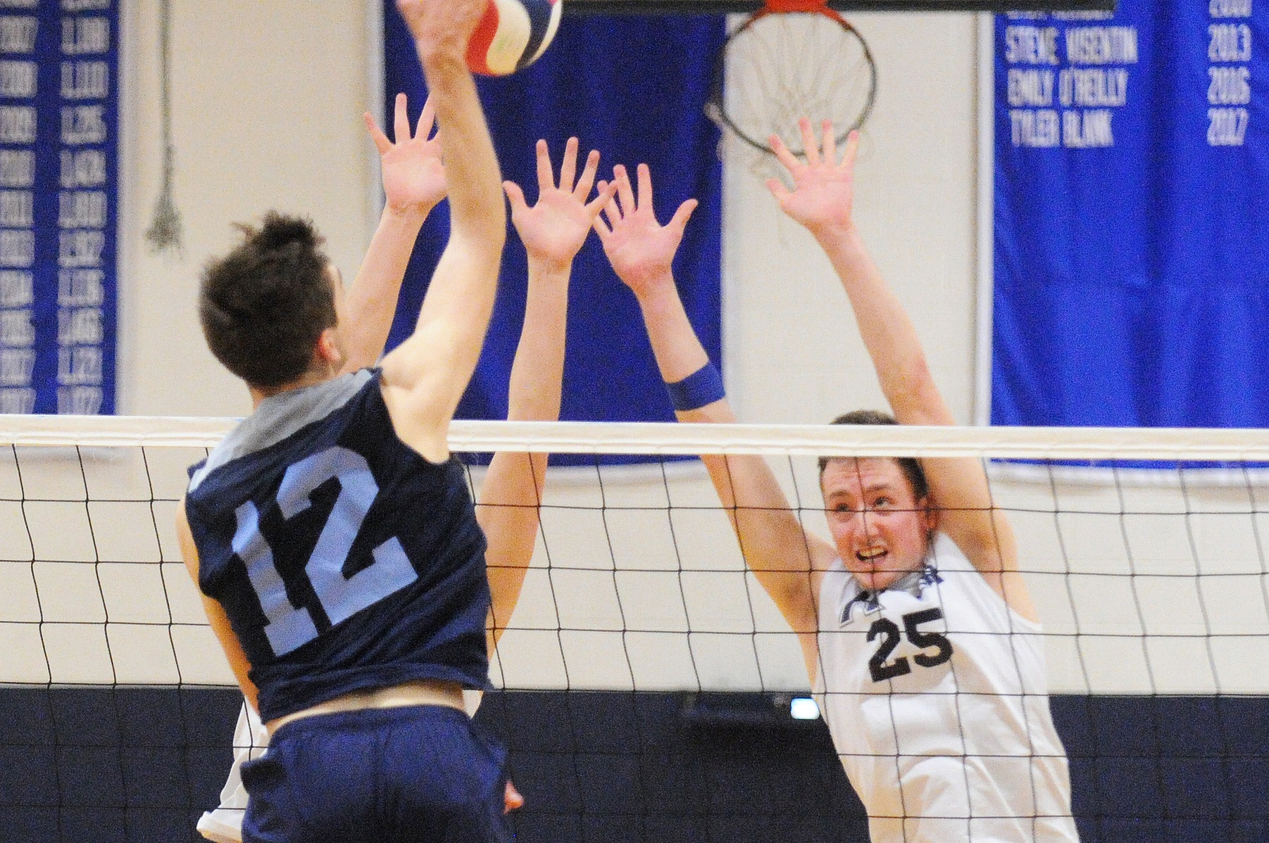 Men's Volleyball: Raiders pounce on Wildcats, 3-1.