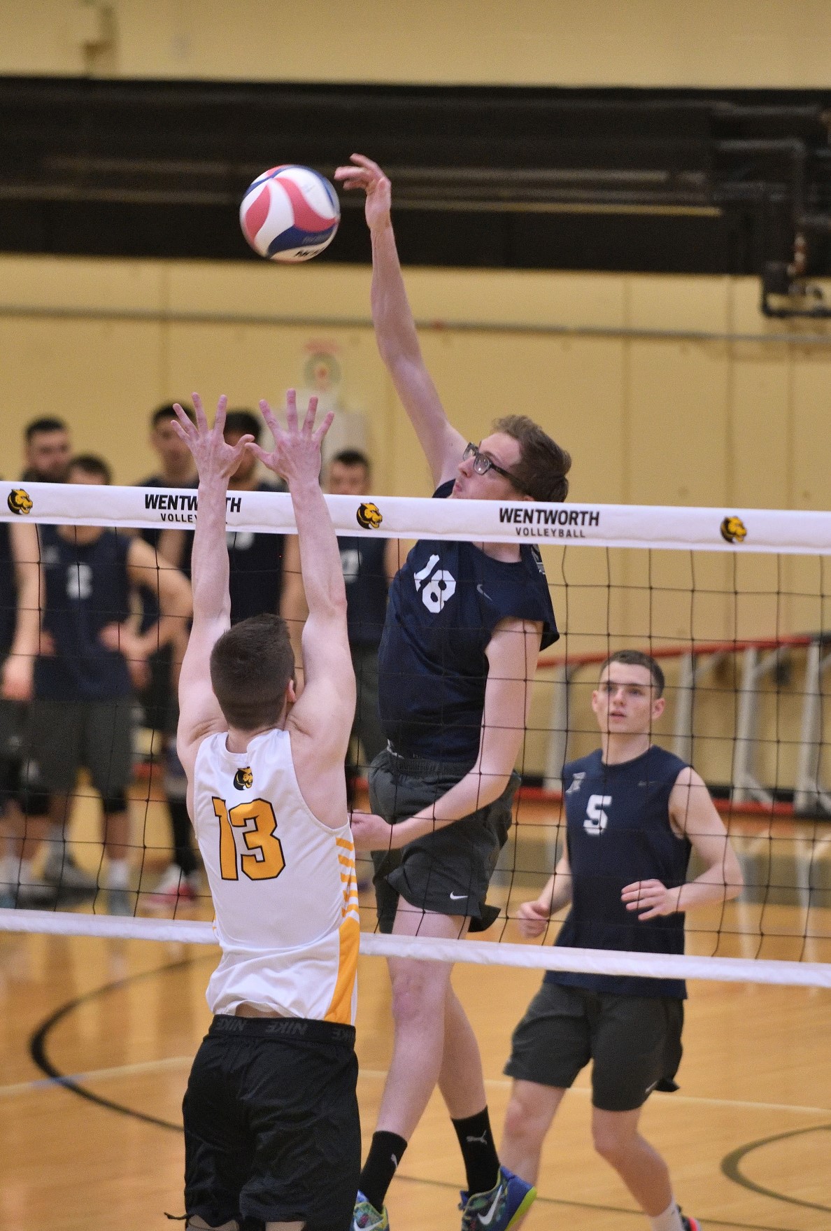 Men's Volleyball: Raiders remain undefeated in GNAC play.
