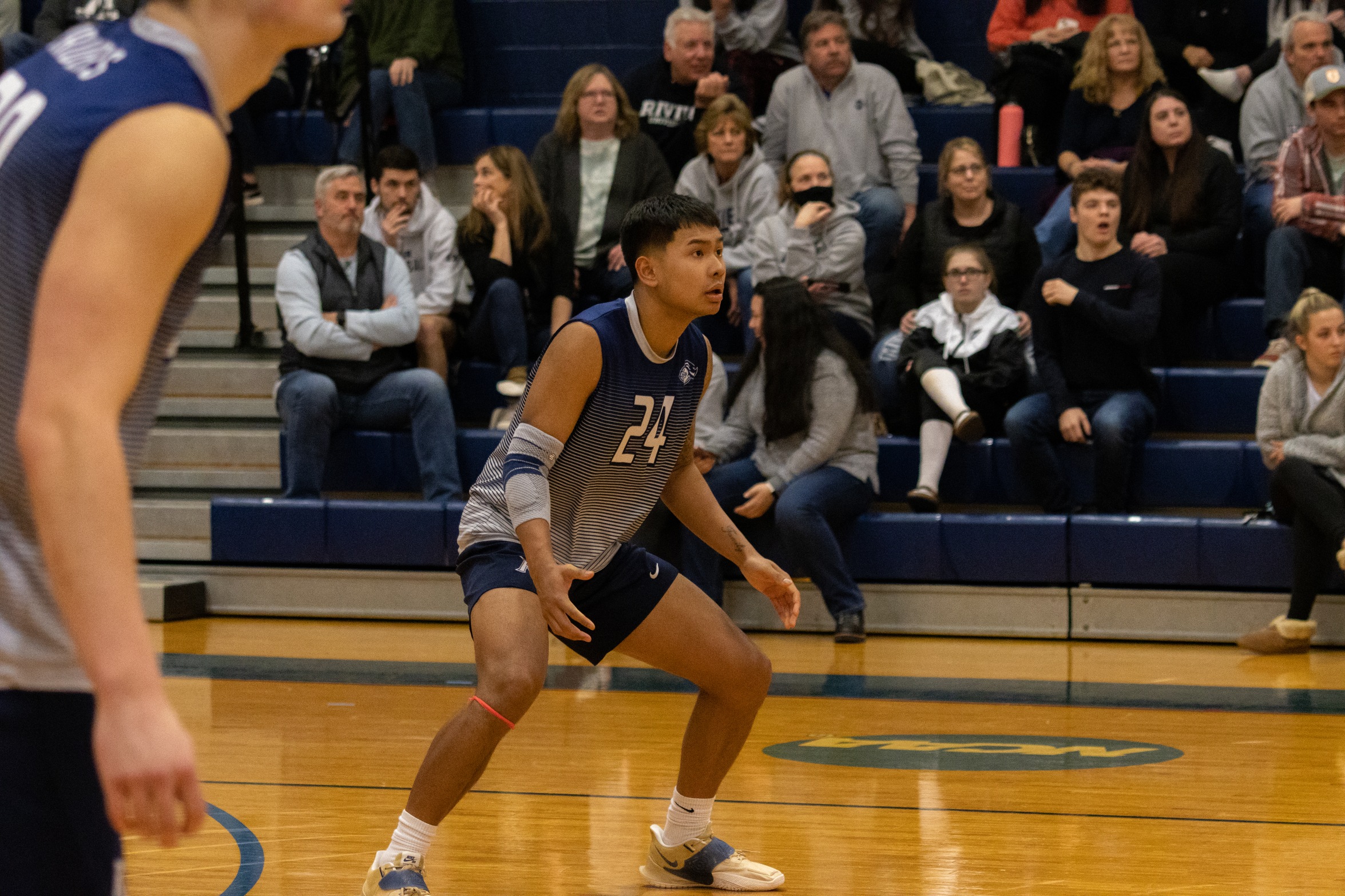 Men’s Volleyball Drops Two in Springfield