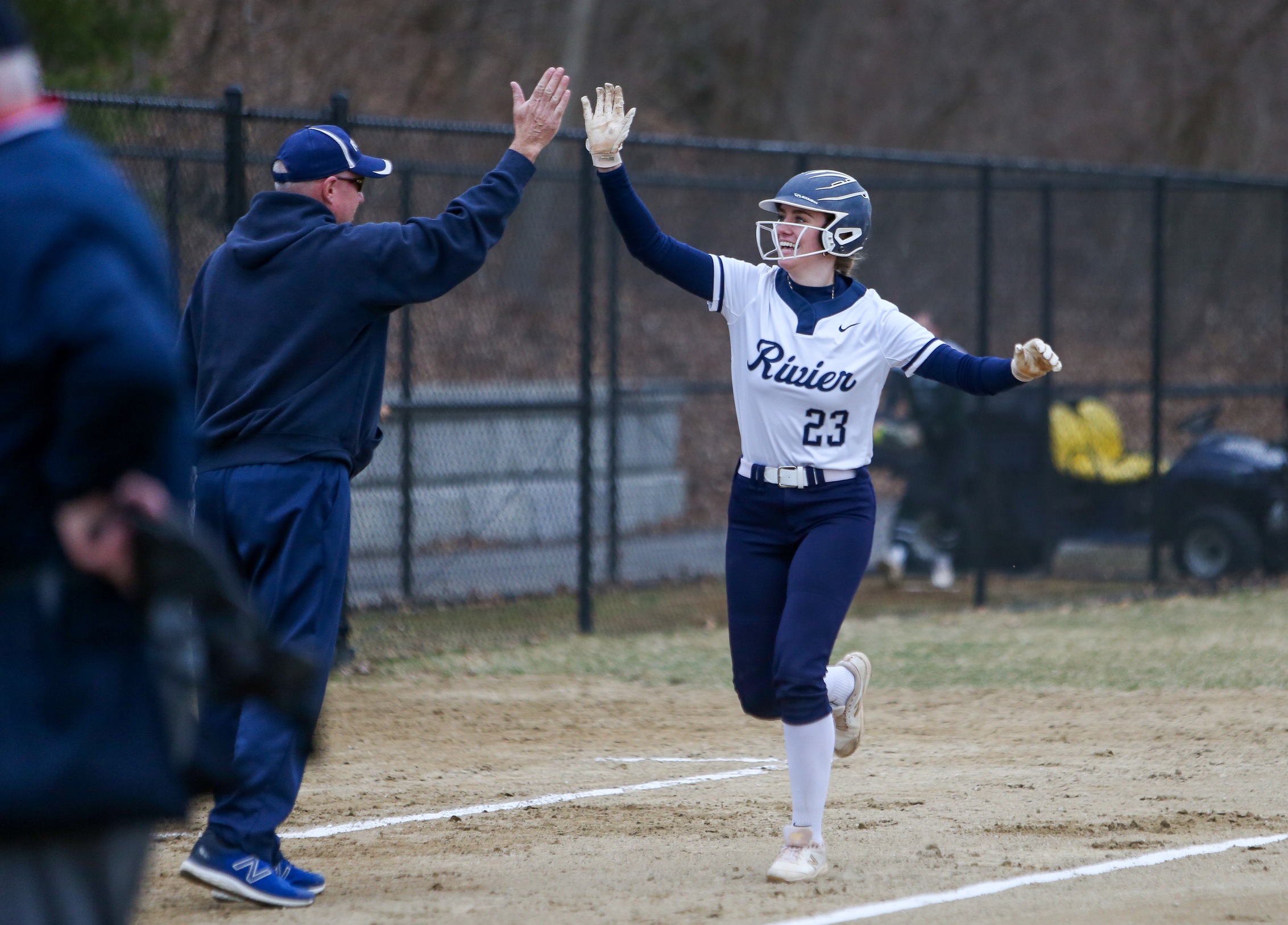 Softball Splits with Plymouth State