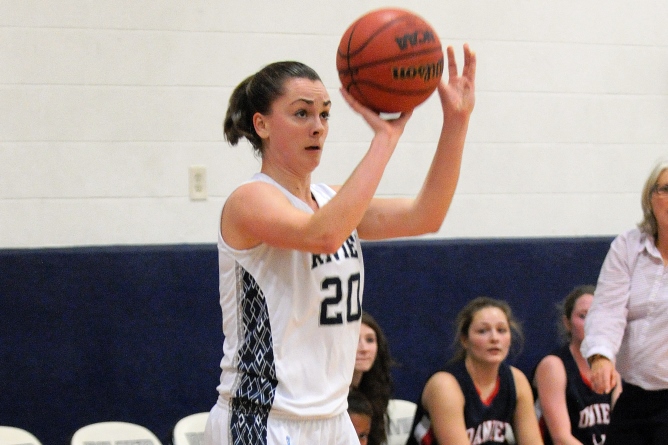 Women's Basketball downs Mount Ida 75-72; improve to 2-0  in GNAC play