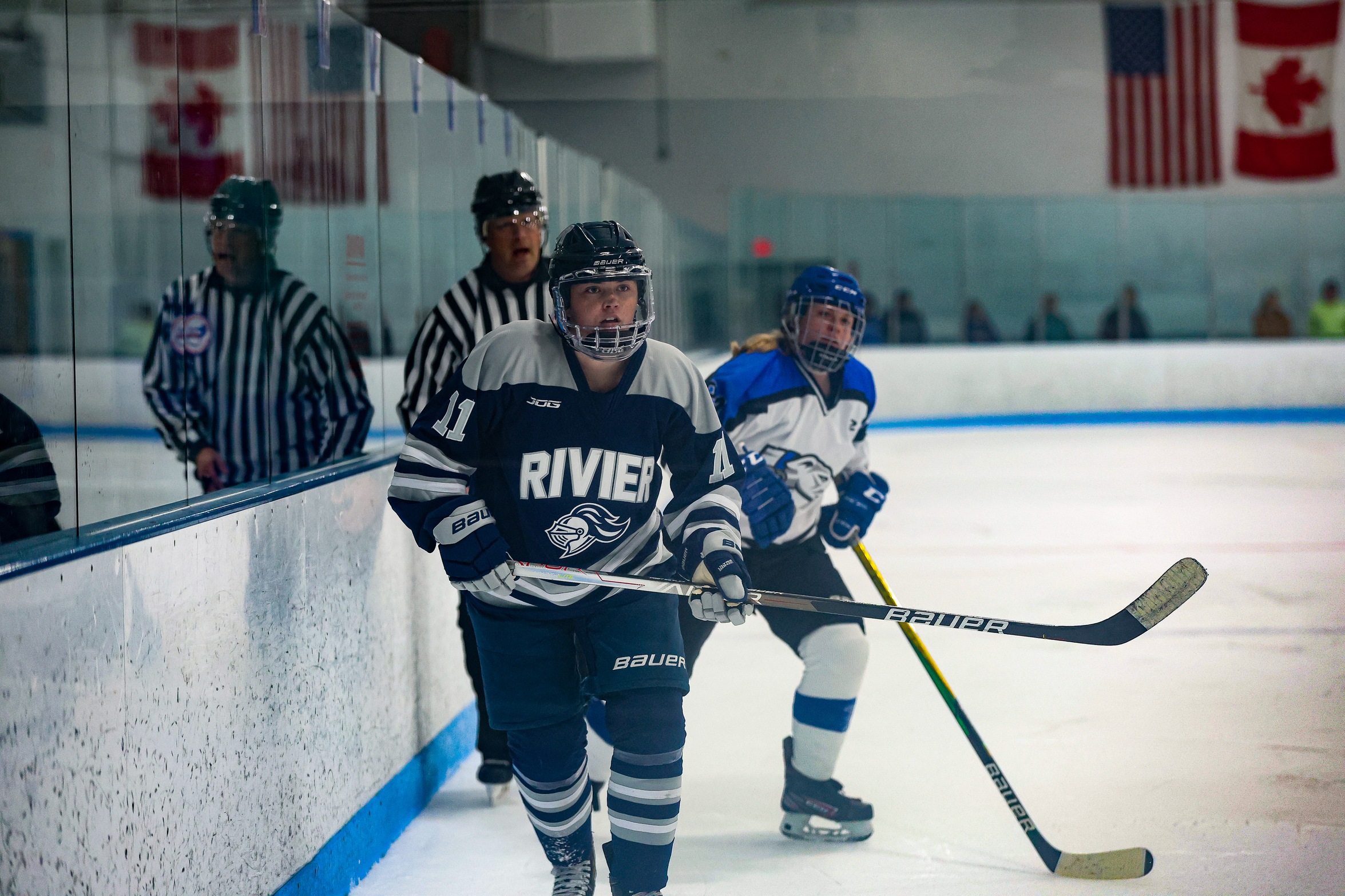 Women’s Ice Hockey Falls to the Bison