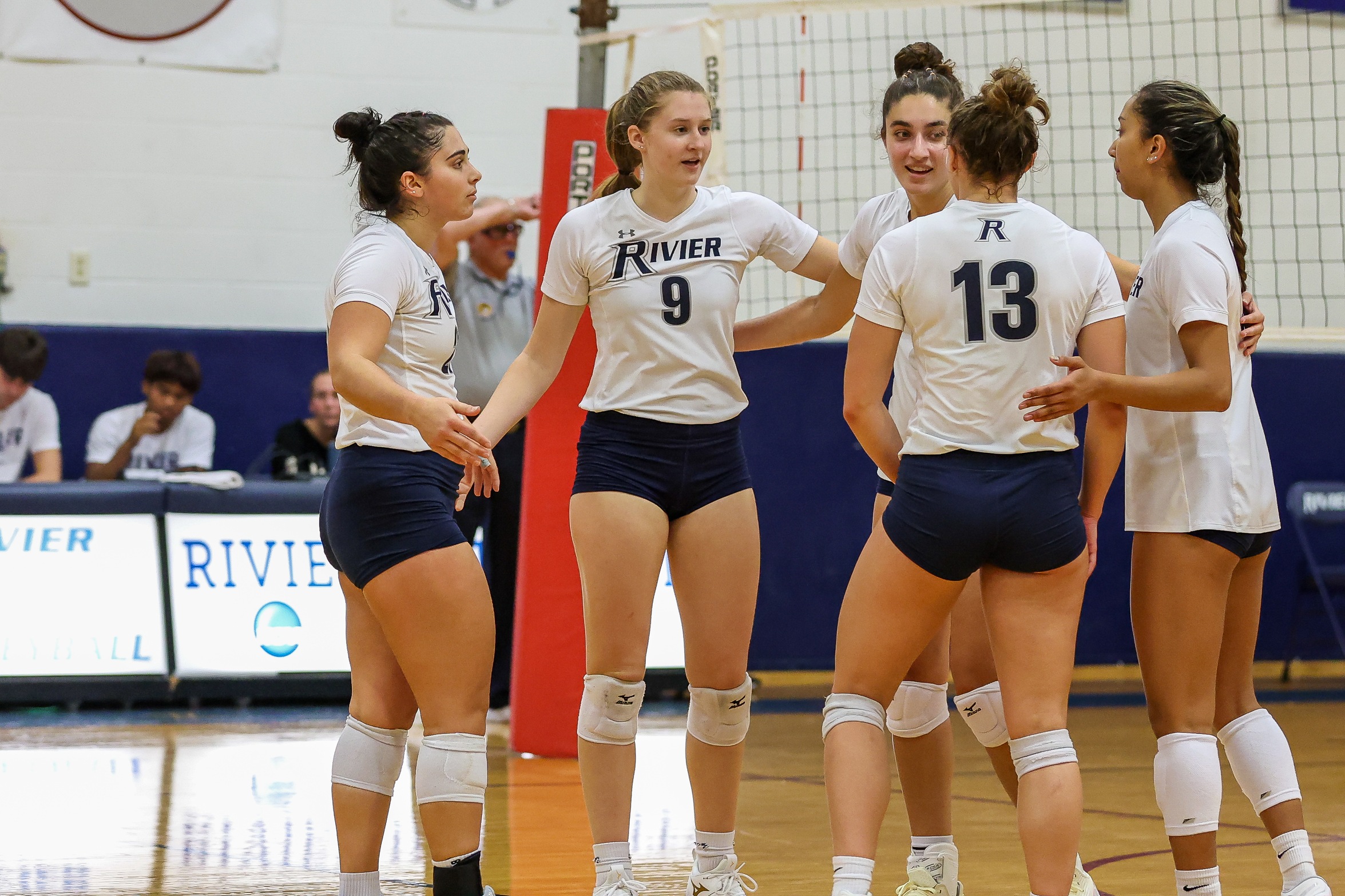 Volleyball Downs Regis and Elms