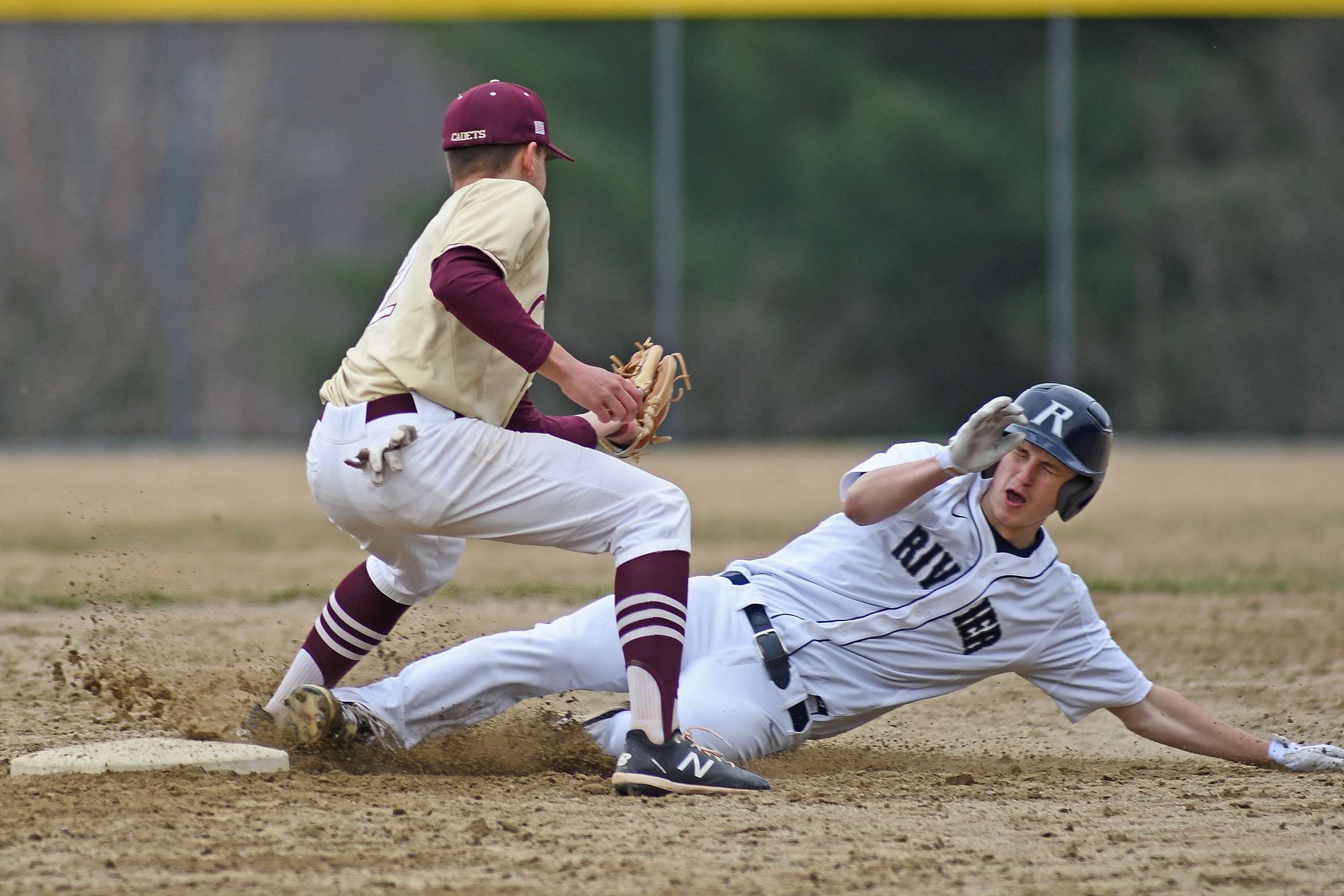 Baseball Falls in Doubleheader with Dean