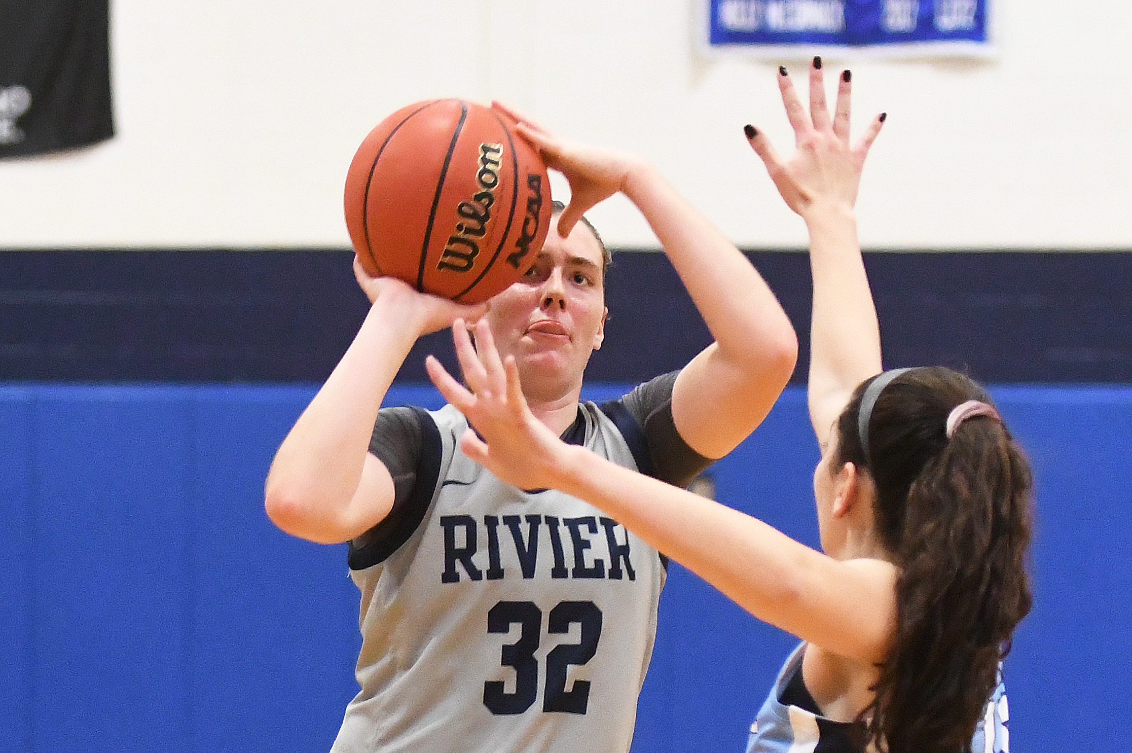 Women’s Basketball Bested by Saints
